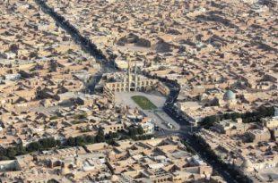 شهروندان بر لبه تساهل و تکلف: