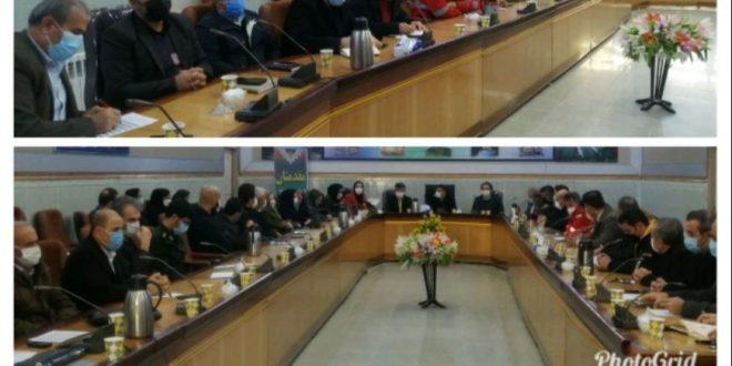 این هم شعاری که چند ساعت از فرمایش کردن آن نگذشته بود، ده‌ها نفر روانه بیمارستان شدند